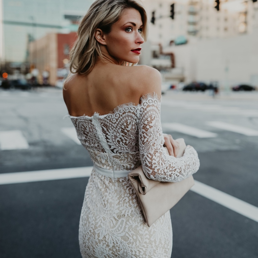 WHITE LACE GOWN VICI DOLLS